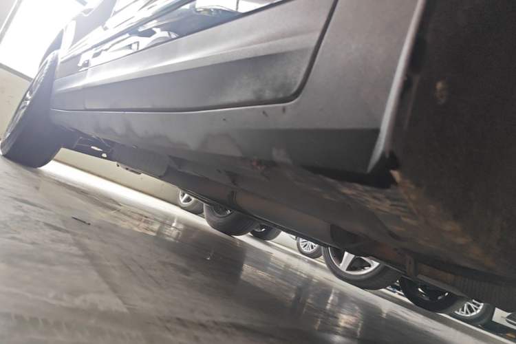 Used Cadillac XT5 2021 2.0T Two-Wheel Drive Luxury Version Right Side Sill