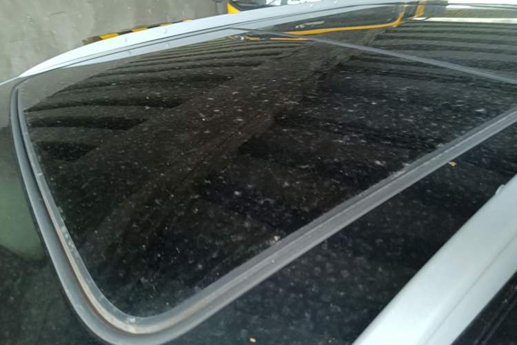 Used Cadillac XT5 2021 28T Luxury Model Roof