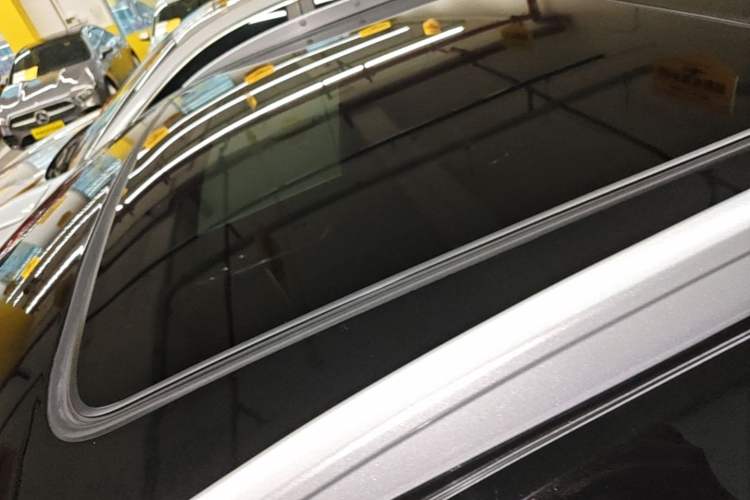 Used Cadillac XT5 2021 28T Luxury Model Roof