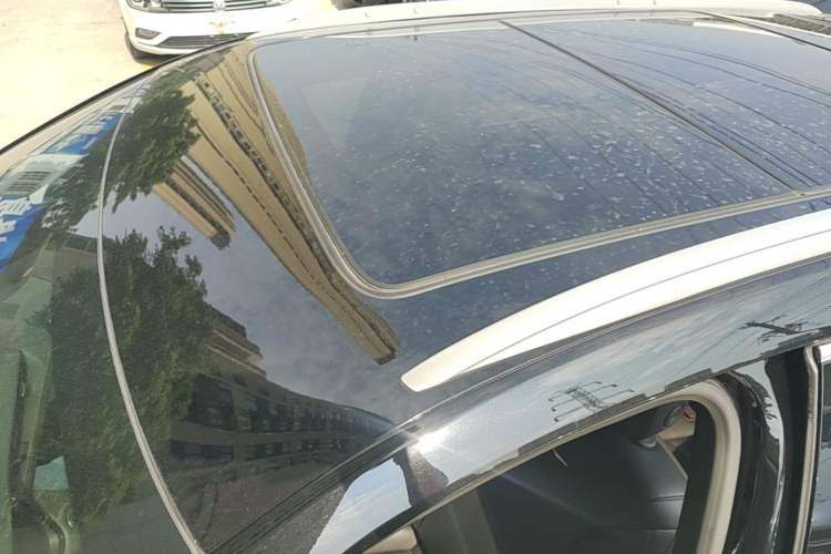 Used Cadillac XT5 2021 28T Luxury Model Roof