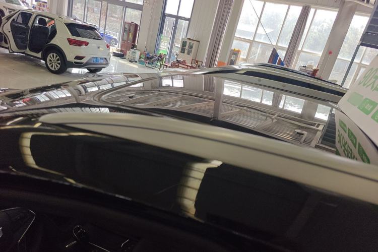 Used Cadillac XT5 2021 28T Luxury Model Roof