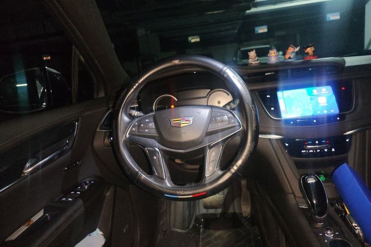Used Cadillac XT5 2021 2.0T Four-Wheel Drive Luxury Version Steering Wheel