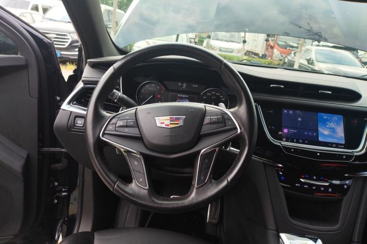 Used Cadillac XT5 2021 2.0T Four-Wheel Drive Premium Edition Steering Wheel