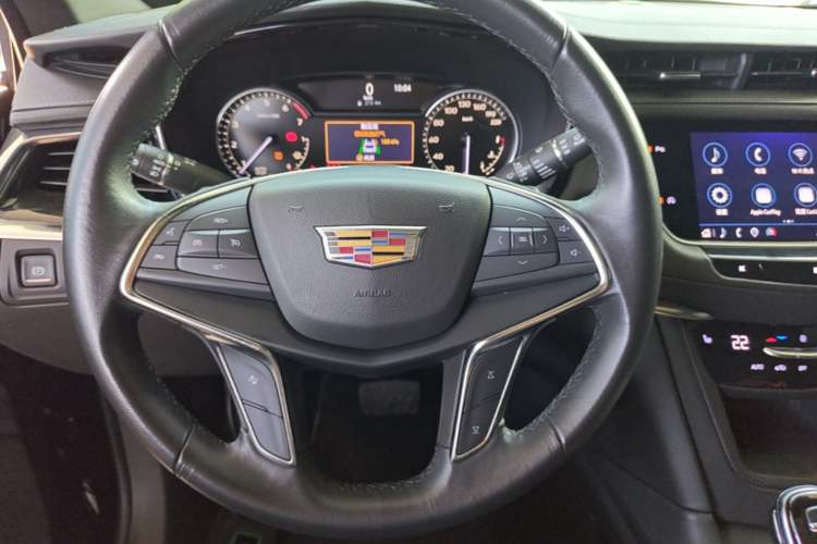 Used Cadillac XT5 2021 2.0T Two-Wheel Drive Luxury Version Steering Wheel
