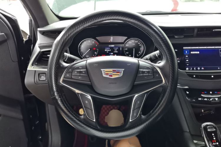 Used Cadillac XT5 2021 28T Four-Wheel Drive Luxury Version Steering Wheel