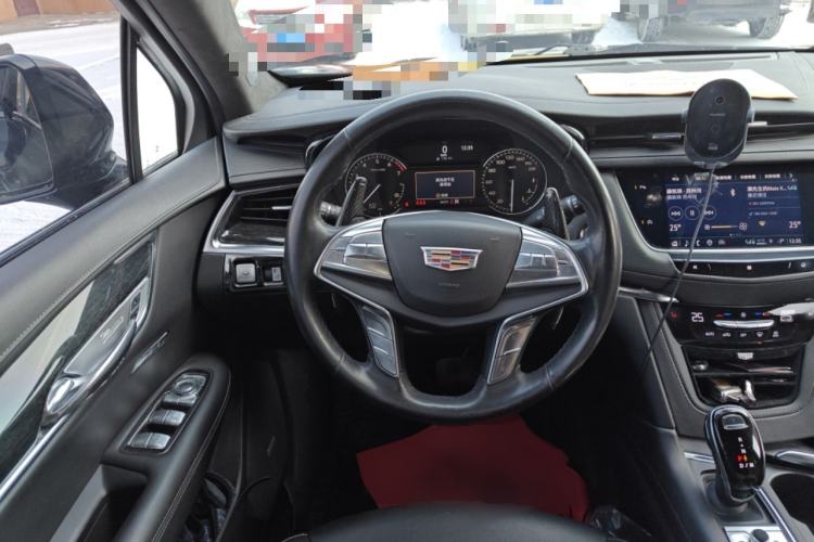 Used Cadillac XT5 2021 28T Four-Wheel Drive Luxury Version Steering Wheel