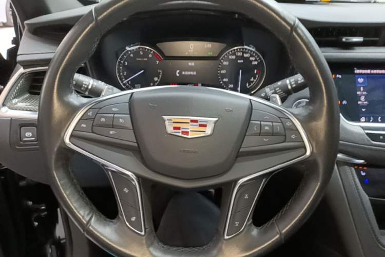 Used Cadillac XT5 2021 2.0T Four-Wheel Drive Premium Edition Steering Wheel