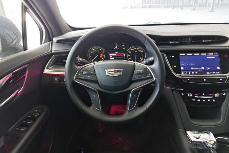 Used Cadillac XT5 2021 28T Four-Wheel Drive Tech Version Steering Wheel