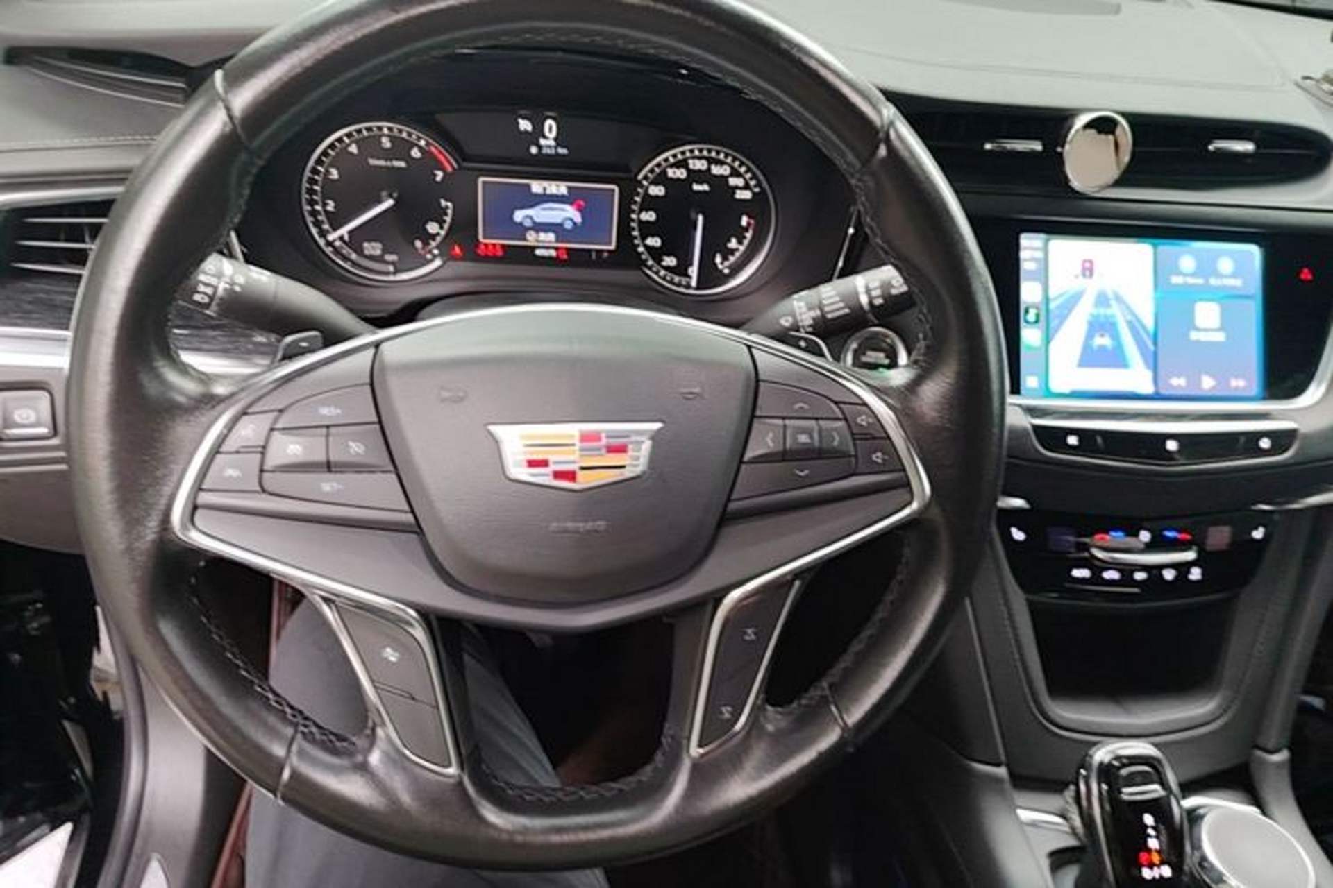 Used Cadillac XT5 2021 2.0T Two-Wheel Drive Luxury Version Steering Wheel