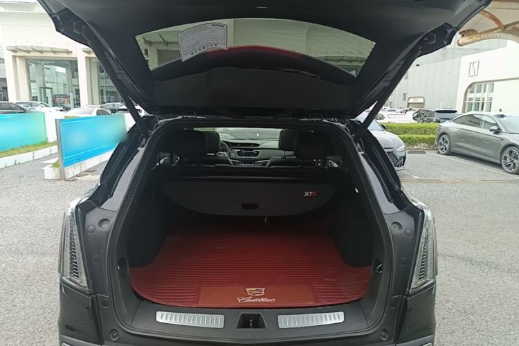Used Cadillac XT5 2021 28T Four-Wheel Drive Leading Sport Model Trunk