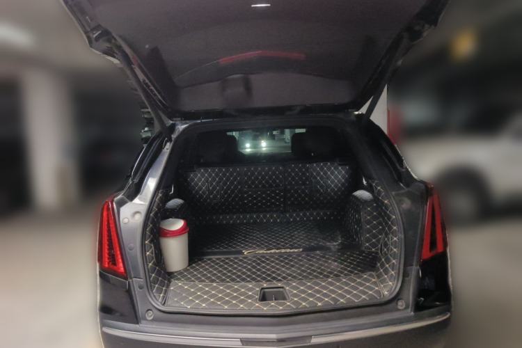 Used Cadillac XT5 2021 2.0T Two-Wheel Drive Luxury Version Trunk