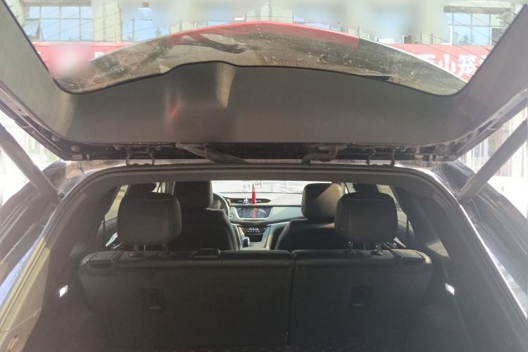 Used Cadillac XT5 2021 2.0T Two-Wheel Drive Luxury Version Trunk