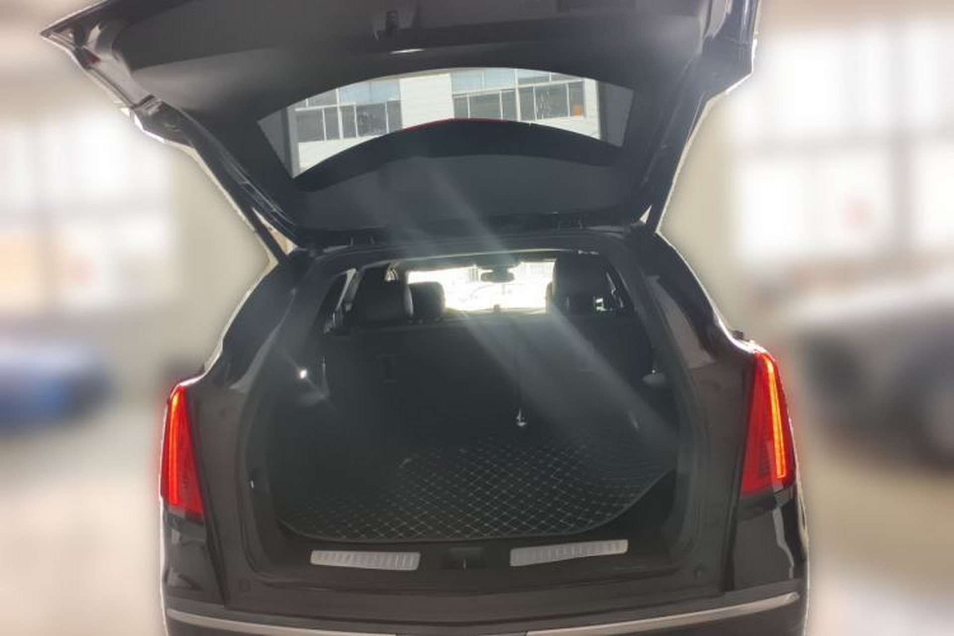 Used Cadillac XT5 2021 2.0T Two-Wheel Drive Luxury Version Trunk