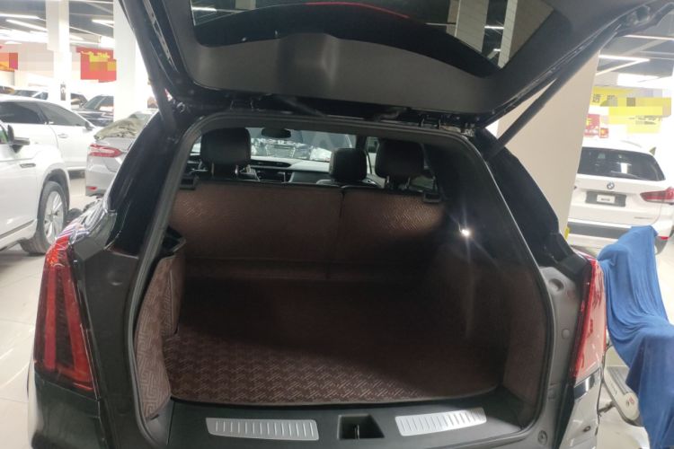 Used Cadillac XT5 2021 2.0T Two-Wheel Drive Luxury Version Trunk