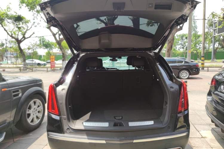 Used Cadillac XT5 2021 2.0T Two-Wheel Drive Luxury Version Trunk
