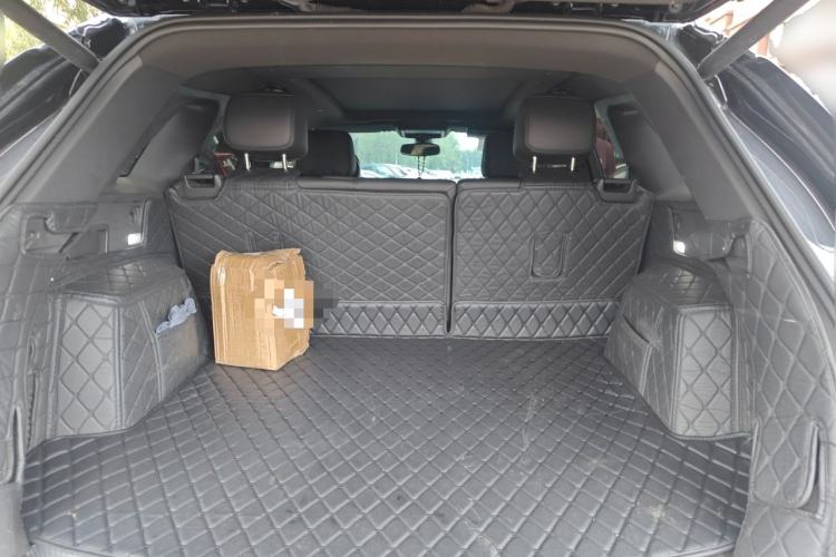 Used Cadillac XT5 2021 28T Four-Wheel Drive Luxury Version Trunk