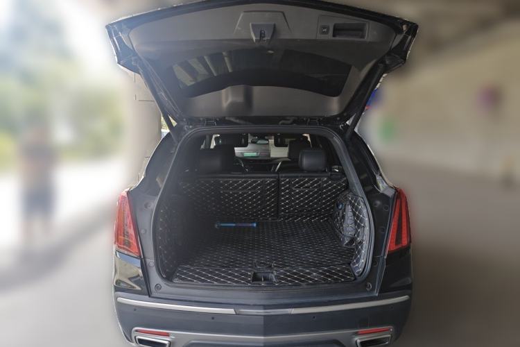 Used Cadillac XT5 2021 28T Luxury Model Trunk