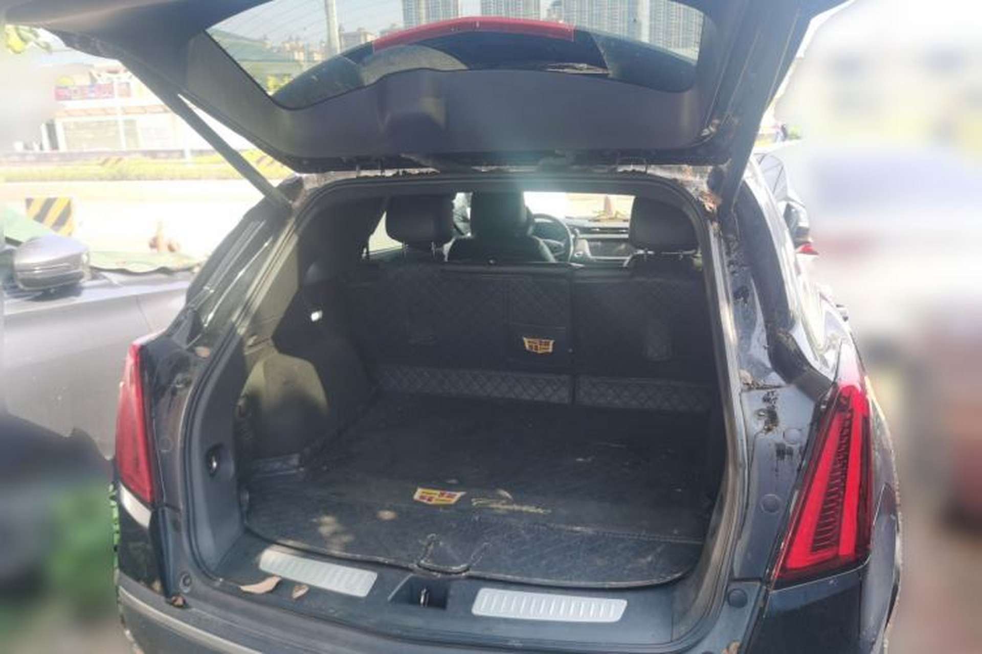 Used Cadillac XT5 2021 2.0T Four-Wheel Drive Luxury Version Trunk