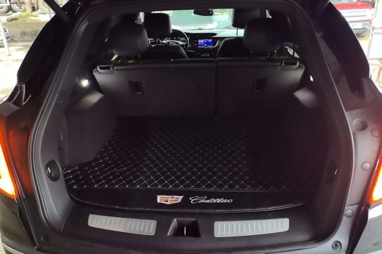 Used Cadillac XT5 2021 2.0T Two-Wheel Drive Luxury Version Trunk