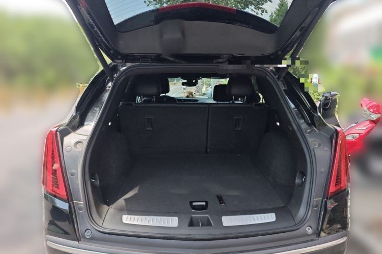 Used Cadillac XT5 2021 2.0T Two-Wheel Drive Luxury Version Trunk