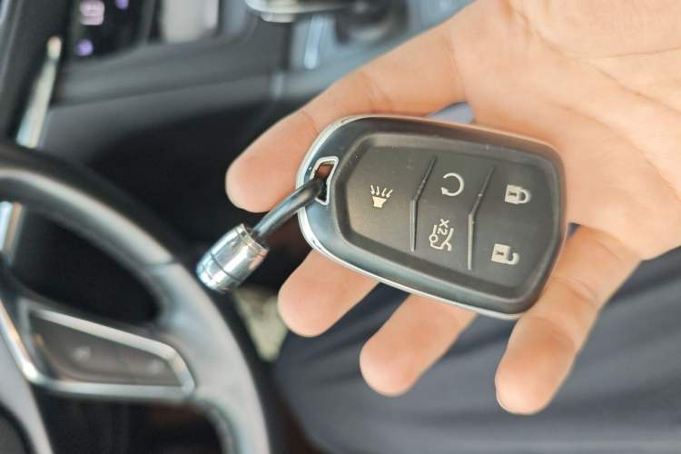 Used Cadillac XT5 2021 2.0T Two-Wheel Drive Luxury Version Vehicle Key