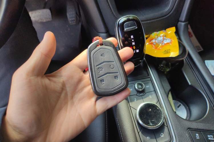 Used Cadillac XT5 2021 2.0T Two-Wheel Drive Luxury Version Vehicle Key