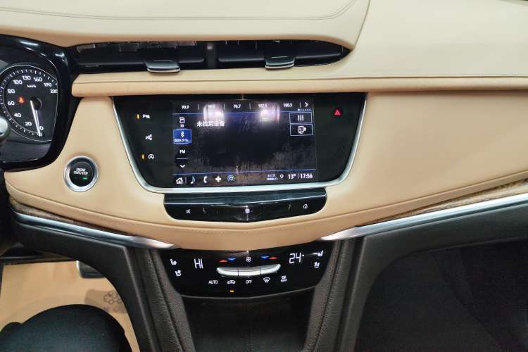Used Cadillac XT5 2021 2.0T Four-Wheel-Drive Platinum Edition Audio And AC Panel