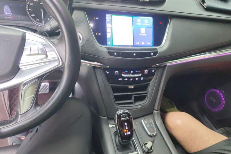 Used Cadillac XT5 2021 28T Luxury Model Audio And AC Panel