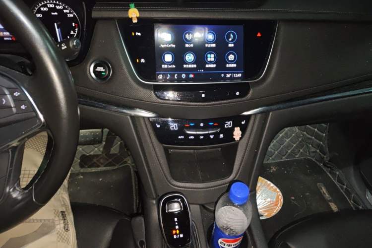 Used Cadillac XT5 2021 28T Luxury Model Audio And AC Panel