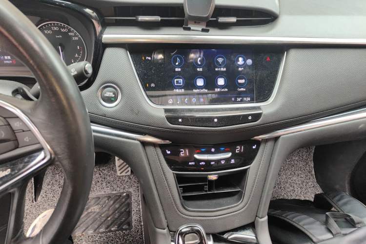 Used Cadillac XT5 2021 28T Luxury Model Audio And AC Panel