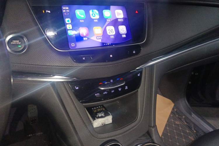 Used Cadillac XT5 2021 28T Four-Wheel Drive Luxury Version Audio And AC Panel