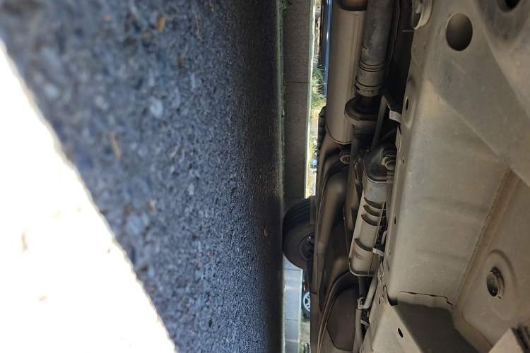 Used Cadillac XT5 2021 28T Four-Wheel Drive Luxury Version Chassis Front Left