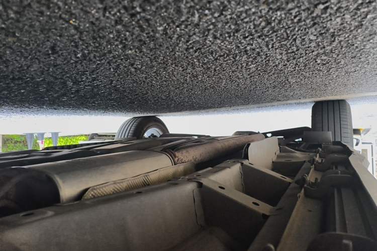 Used Cadillac XT5 2021 28T Four-Wheel Drive Platinum Sport Edition Chassis Front Right