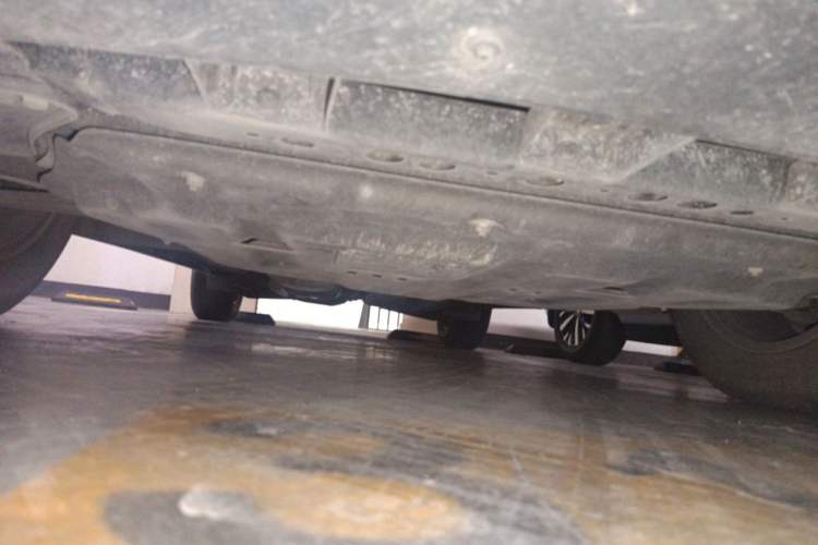 Used Cadillac XT5 2021 28T Four-Wheel Drive Luxury Version Chassis Front
