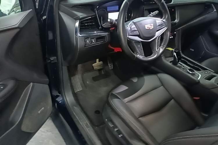 Used Cadillac XT5 2021 2.0T Two-Wheel Drive Luxury Version Driver Seat