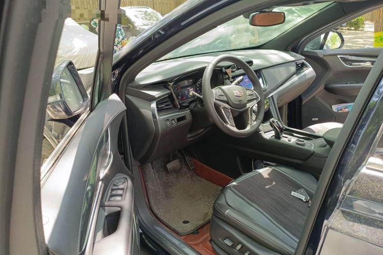 Used Cadillac XT5 2021 2.0T Two-Wheel Drive Luxury Version Driver Seat
