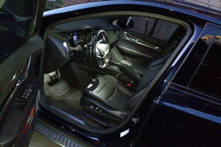 Used Cadillac XT5 2021 2.0T Four-Wheel Drive Premium Edition Driver Seat