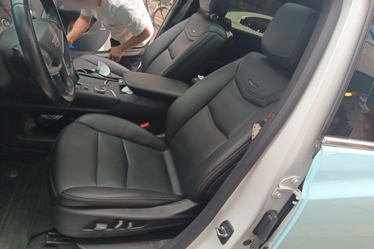 Used Cadillac XT5 2021 2.0T Two-Wheel Drive Luxury Version Driver Seat