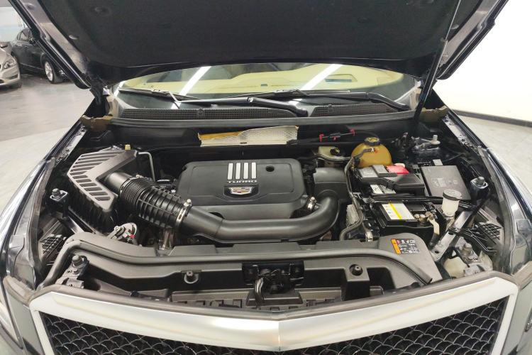 Used Cadillac XT5 2021 2.0T Four-Wheel-Drive Platinum Edition Engine Bay