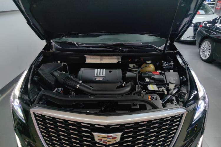 Used Cadillac XT5 2021 2.0T Two-Wheel Drive Luxury Version Engine Bay