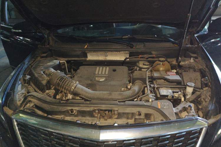 Used Cadillac XT5 2021 2.0T Two-Wheel Drive Luxury Version Engine Bay