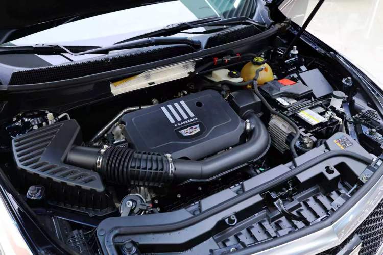 Used Cadillac XT5 2021 2.0T Four-Wheel Drive Premium Edition Engine Bay
