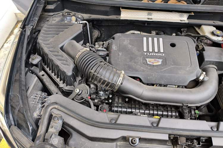 Used Cadillac XT5 2021 28T Four-Wheel Drive Platinum Sport Edition Engine Bay Right
