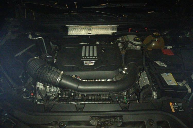 Used Cadillac XT5 2021 2.0T Two-Wheel Drive Luxury Version Engine Bay