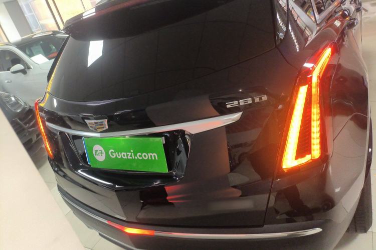 Used Cadillac XT5 2021 28T Luxury Model Exterior 4