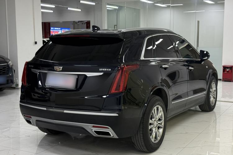 Used Cadillac XT5 2021 28T Luxury Model Exterior 5