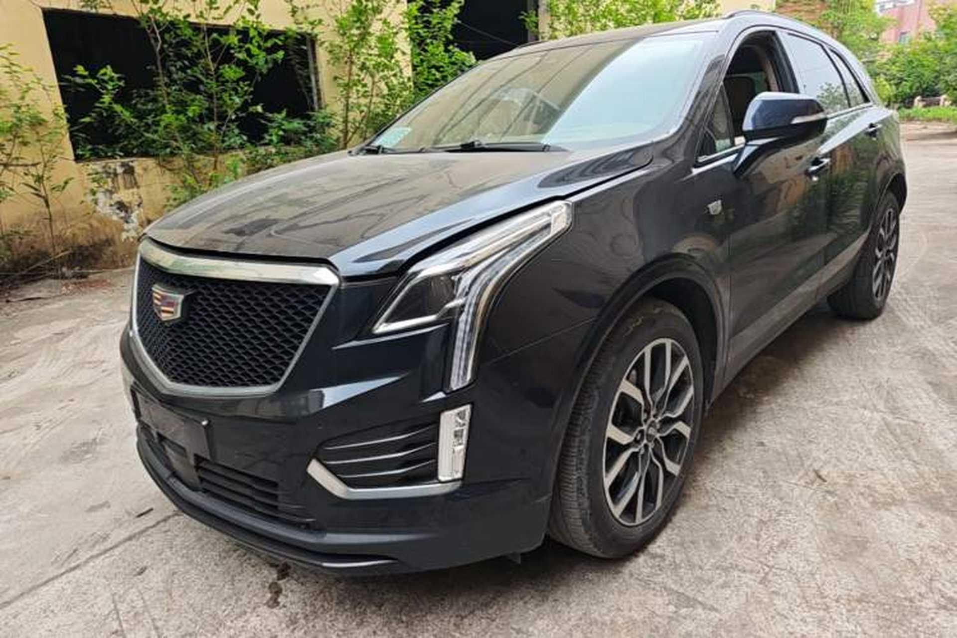 Used Cadillac XT5 2021 2.0T Four-Wheel-Drive Platinum Edition Front Left 45 Deg