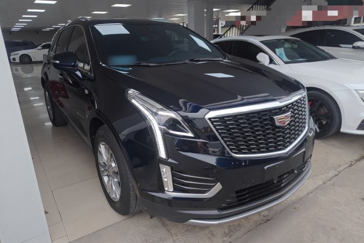 Used Cadillac XT5 2021 28T Luxury Model Front Right 45 Deg