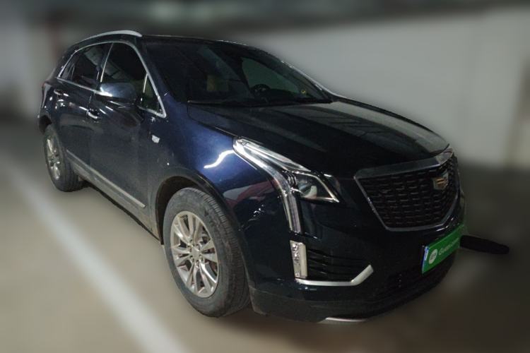 Used Cadillac XT5 2021 28T Luxury Model Front Right 45 Deg
