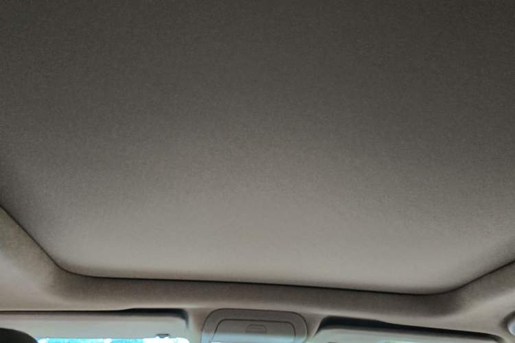 Used Cadillac XT5 2021 28T Four-Wheel Drive Platinum Sport Edition Headliner